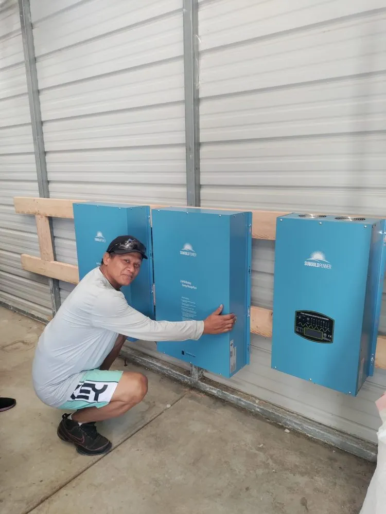 Slide of Southwest Solar Stores