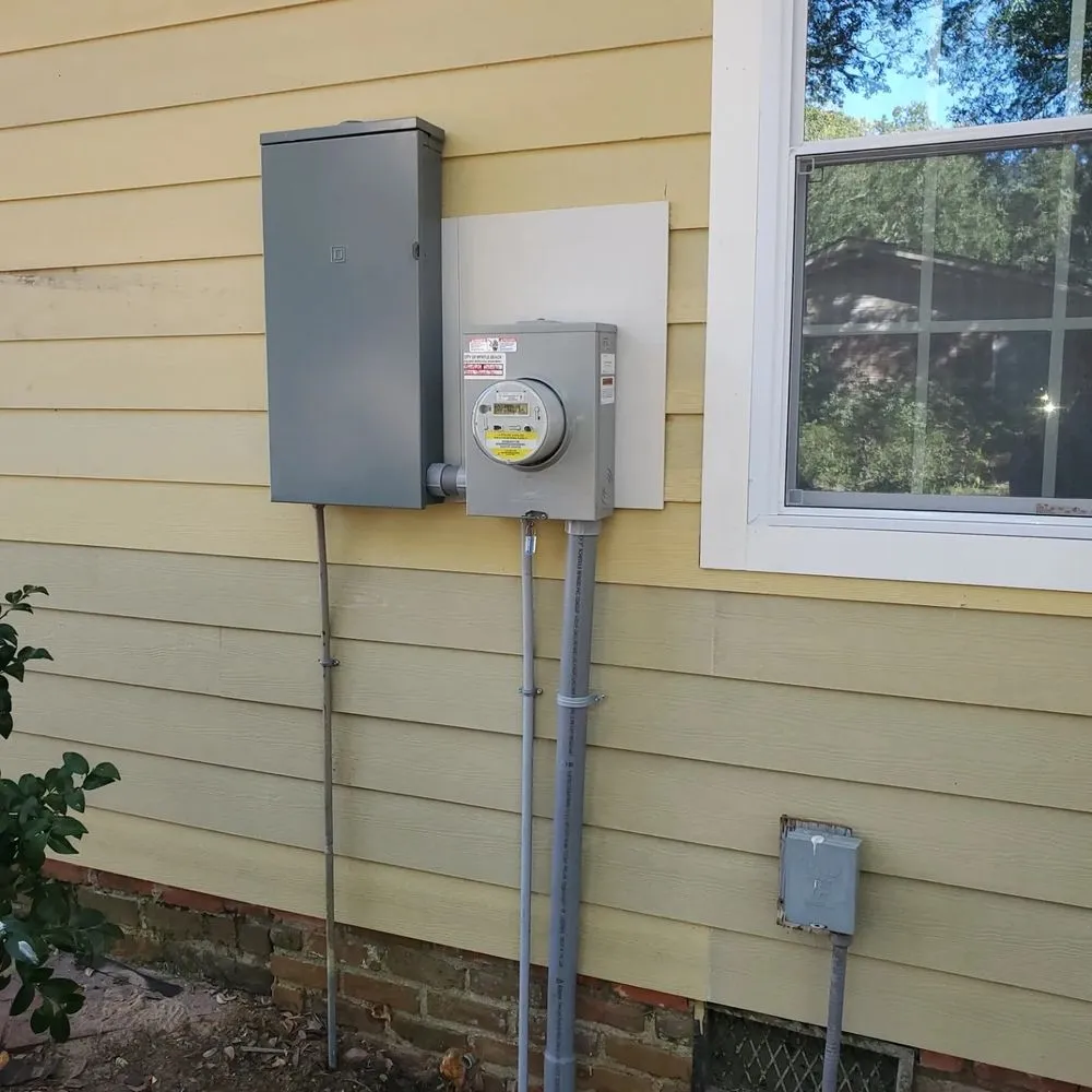 Slide of Southwood Riviera Electricians