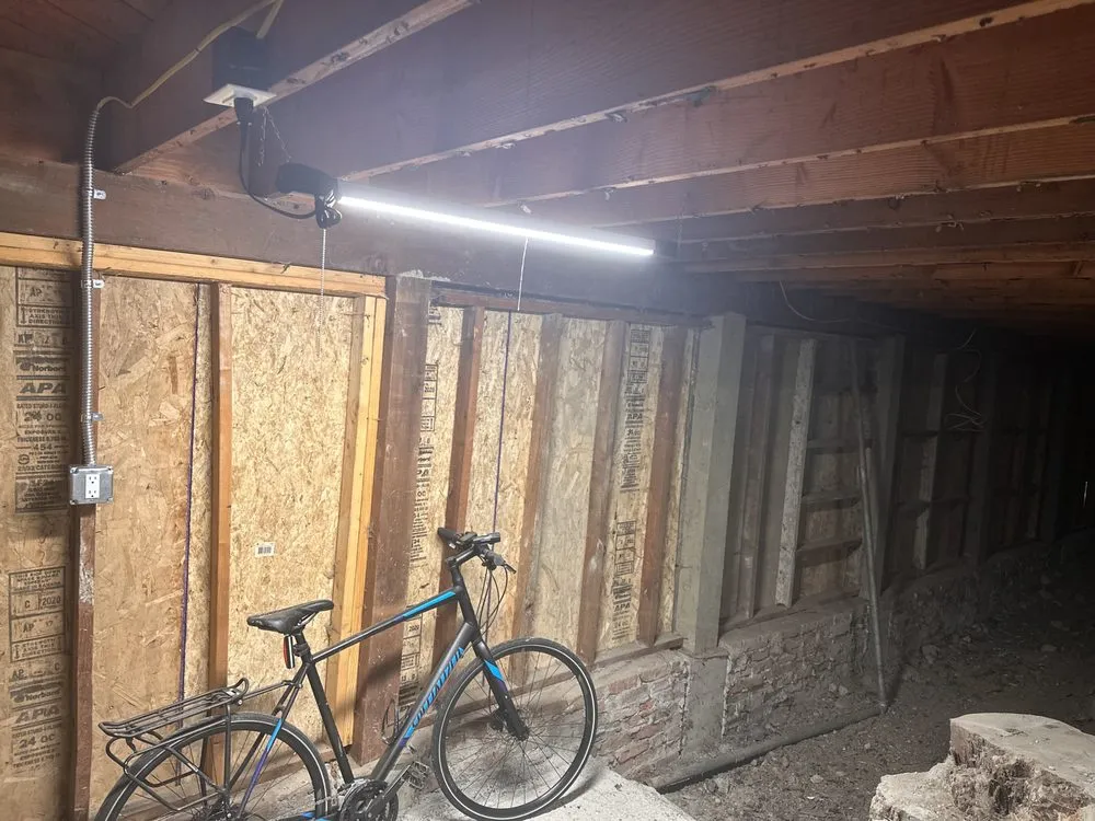 Slide of Sovereign Electric