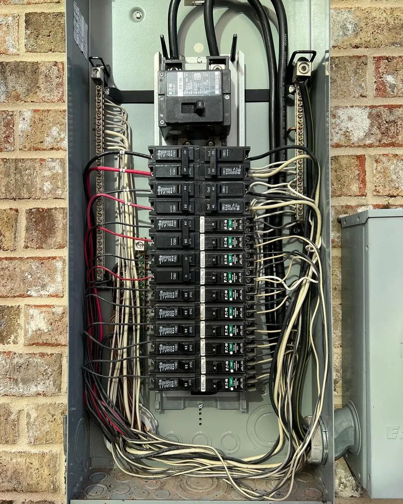 Certified electrician providing wiring installation in , 