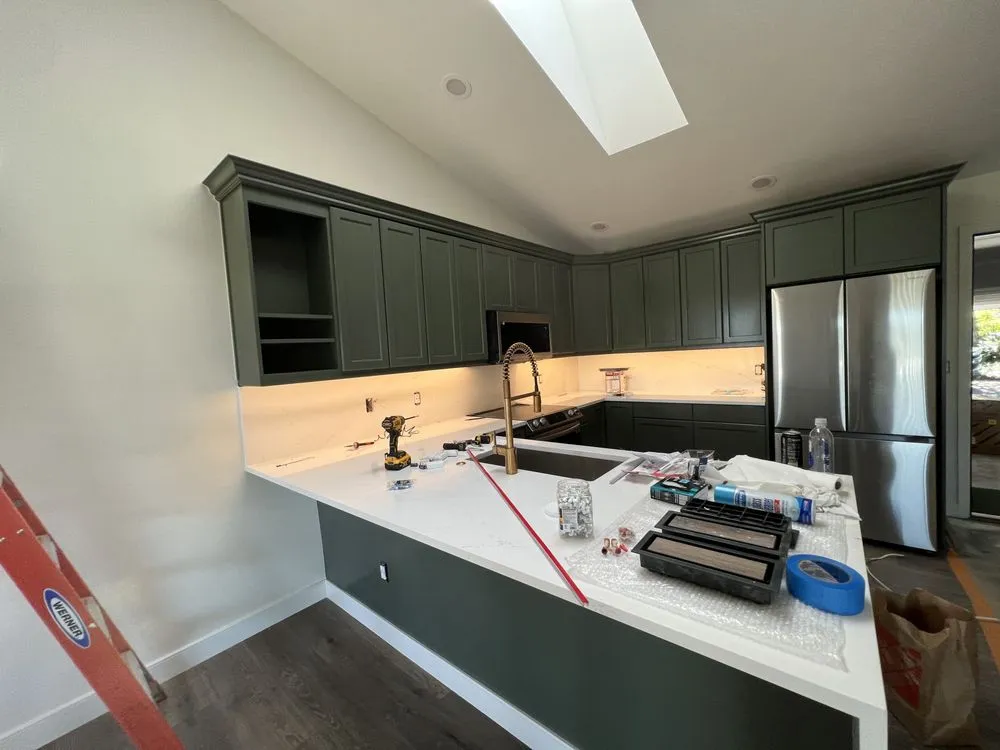 Slide of Spark Pro Electric