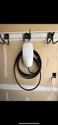 Spark Pro Electric Logo