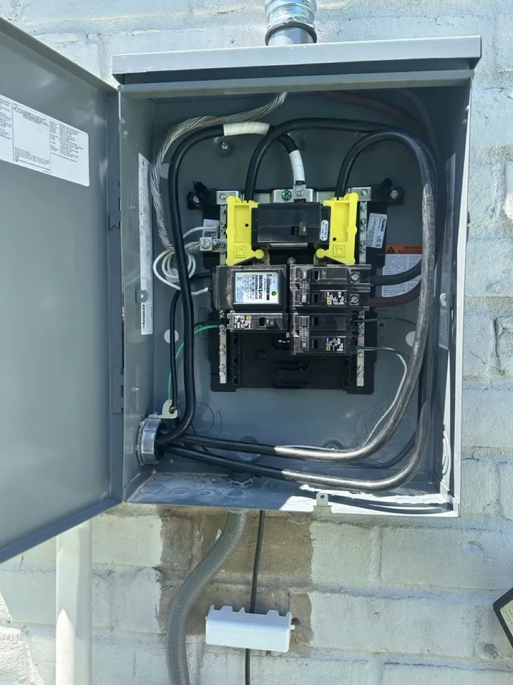 Licensed electrician providing wiring installation in , 