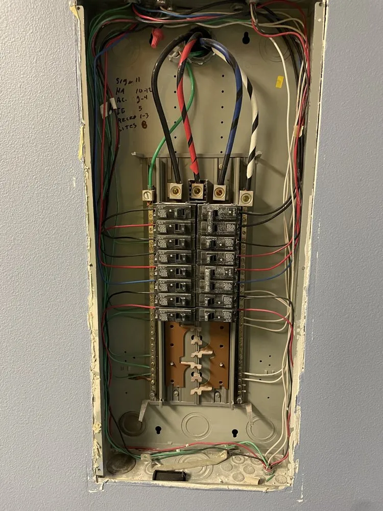 Slide of Sparkys R Us