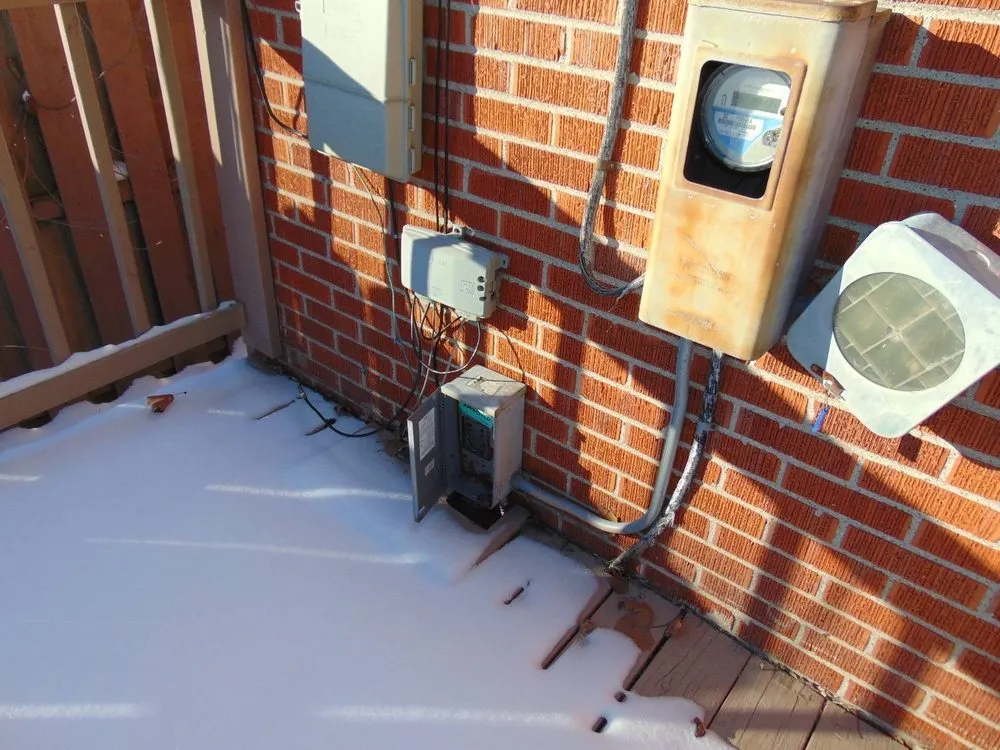 Slide of Sparq Electric