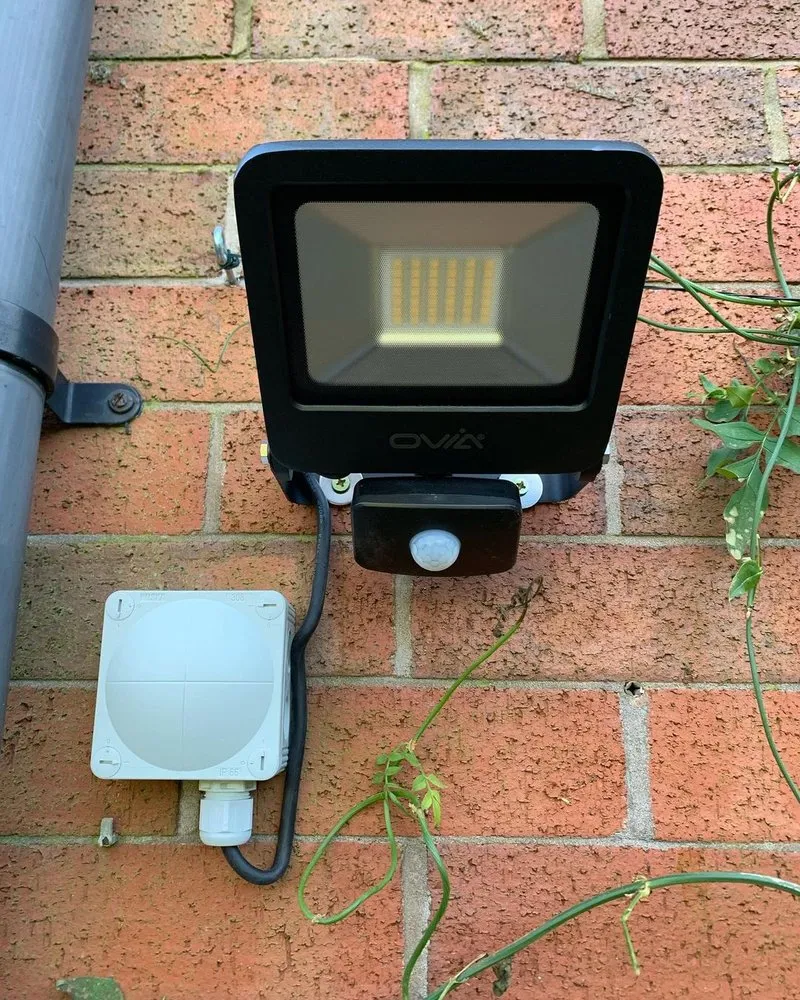 Slide of Spartan Electrician