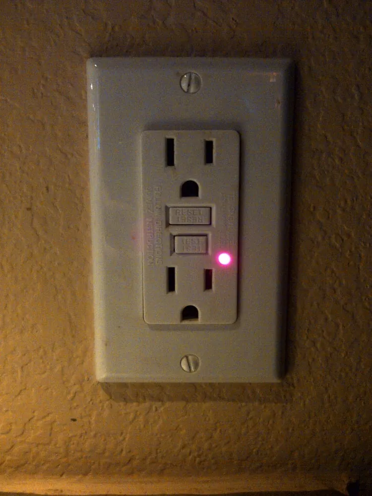 Slide of Spectrum Electric Solutions