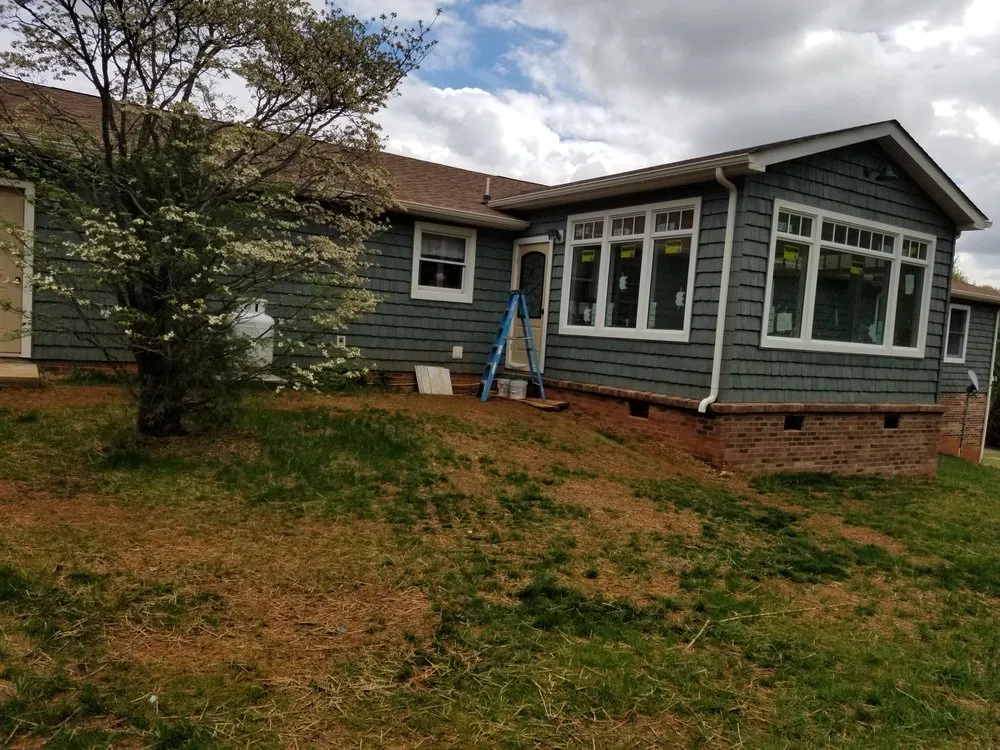 Slide of Spence Construction.