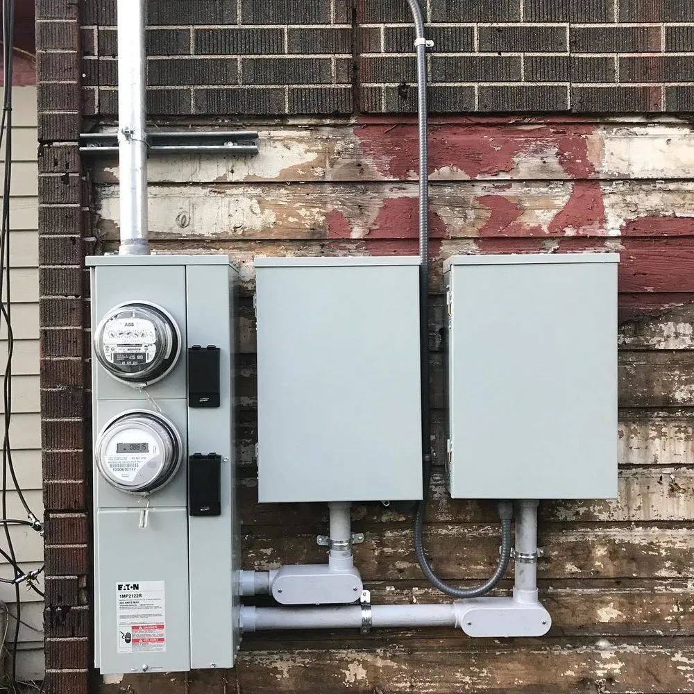 Slide of Spirted Electrician Service