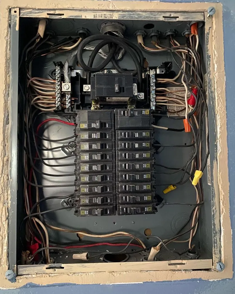 Slide of Spm Electric Services