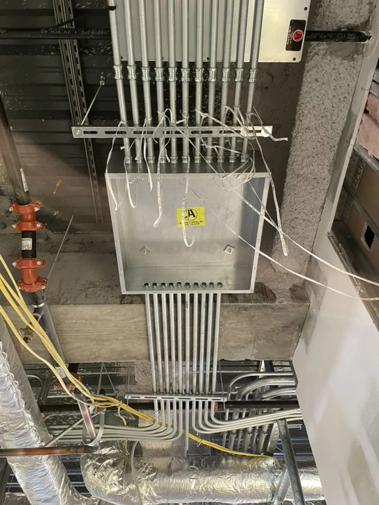 Certified circuit breaker repair service in Niles, IL - Spoken Electric