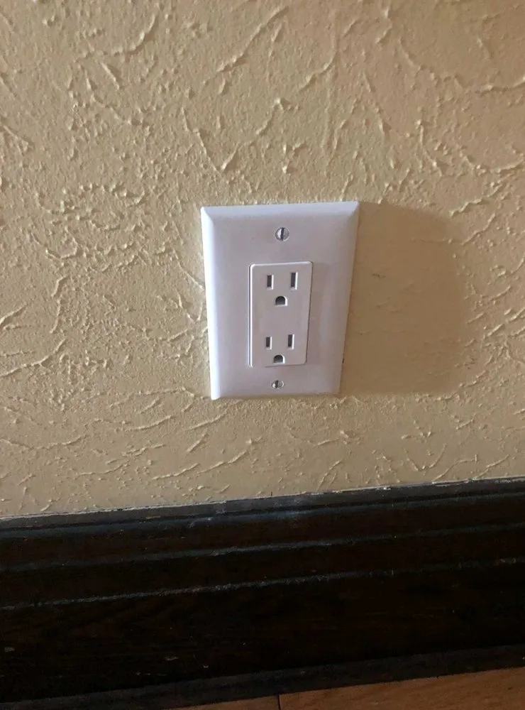 Reliable electrician providing wiring installation in , 