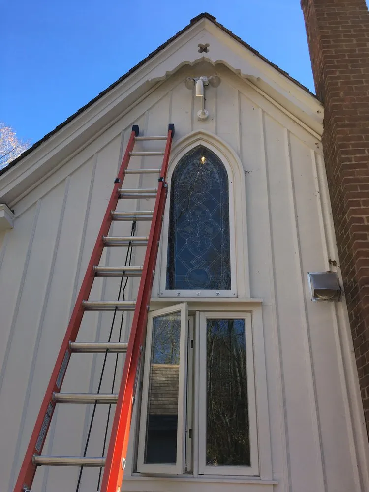 Slide of Spyder Electric