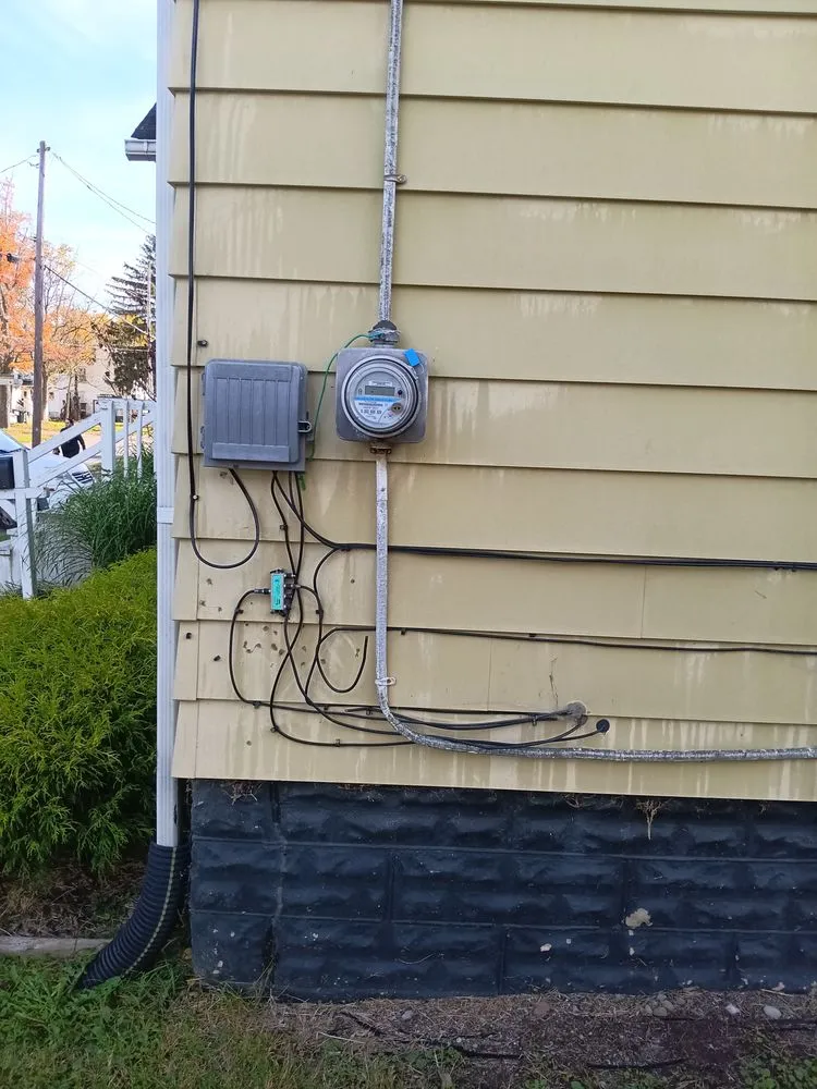 Slide of Spyderweb Low Voltage and IT Solutions