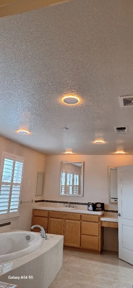 Slide of SQ Handyman