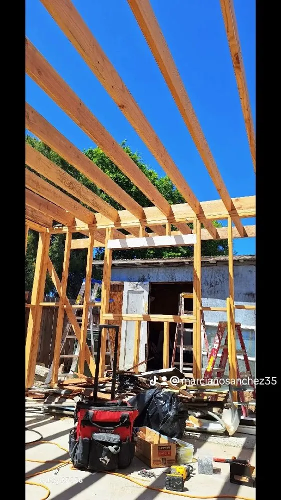 Slide of SQ Handyman