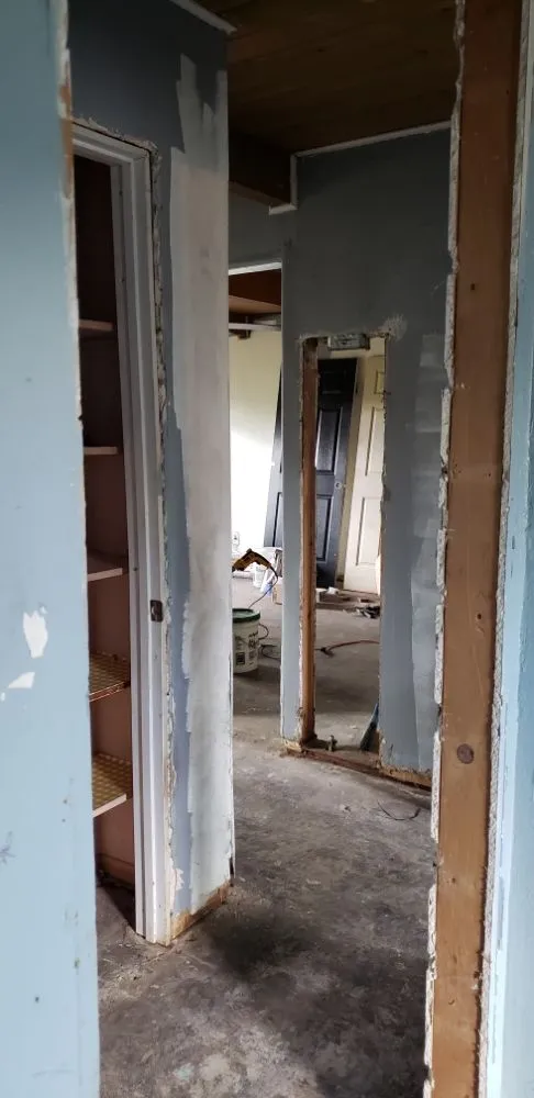 Slide of SQ Handyman