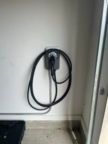 Slide of Square One Electric