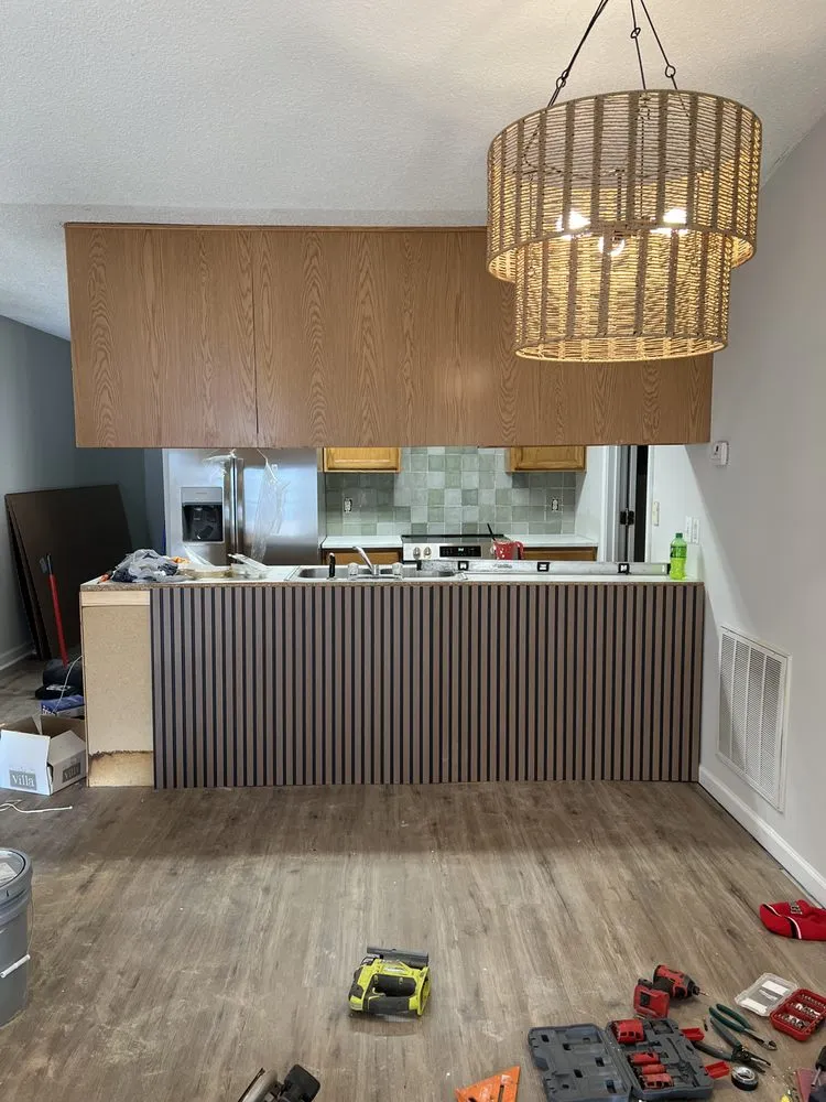 Trusted electrician providing lighting installation in Gillsville, GA - Squirlweld