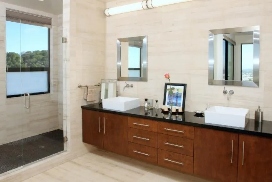 Slide of SR Electric