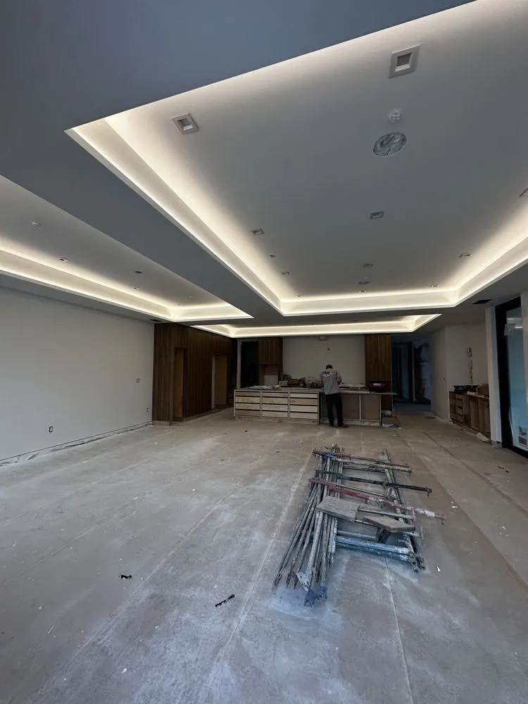 Certified electrician providing wiring installation in Granada Hills, CA - SRF Electric