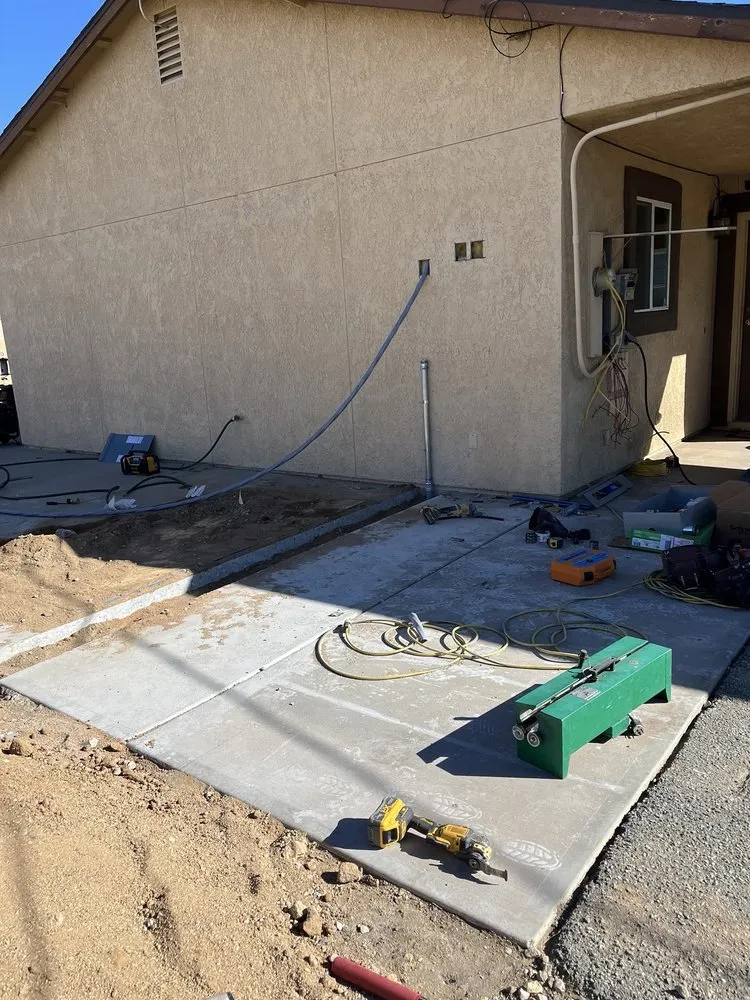 Slide of SRS Electric