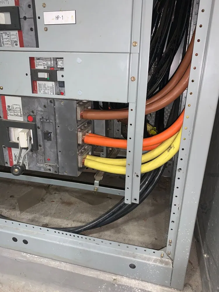 Slide of S&S Electric Services