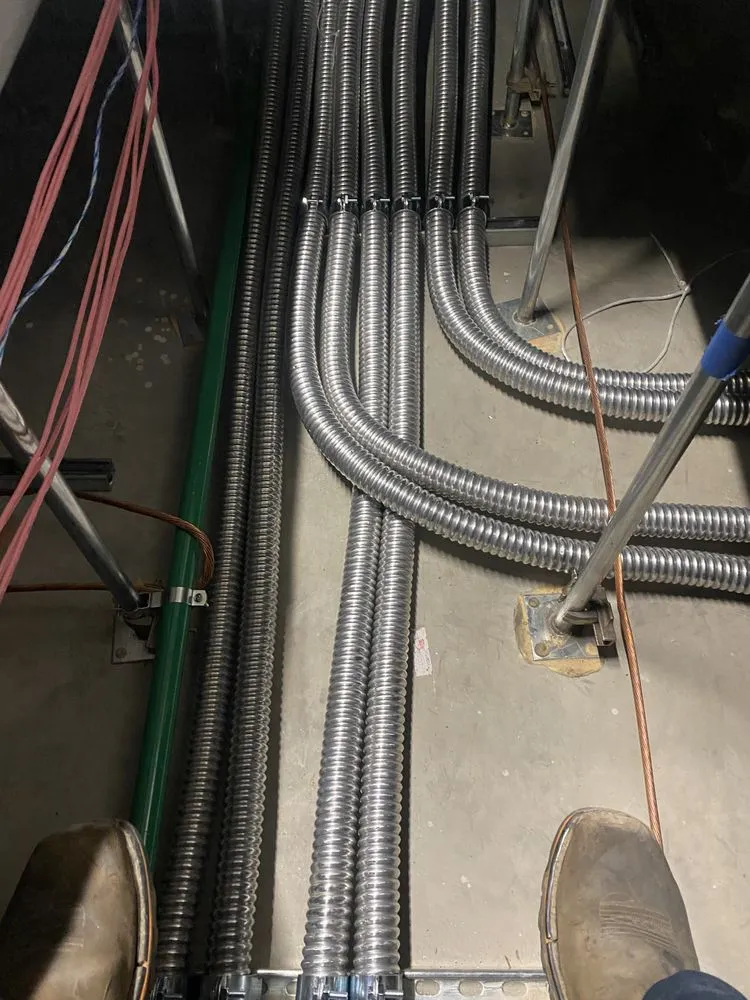 Slide of S&S Electrical