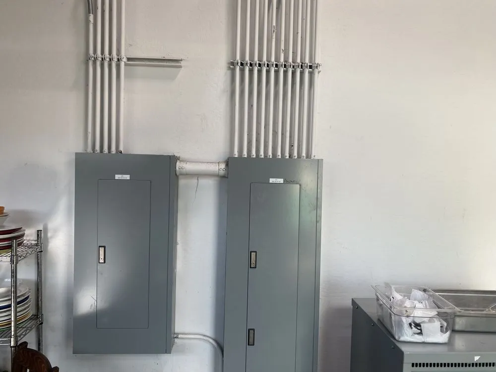 Slide of S&S Electrical