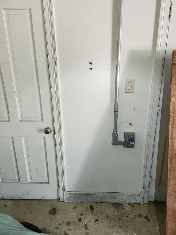 Slide of St Lucy Electric