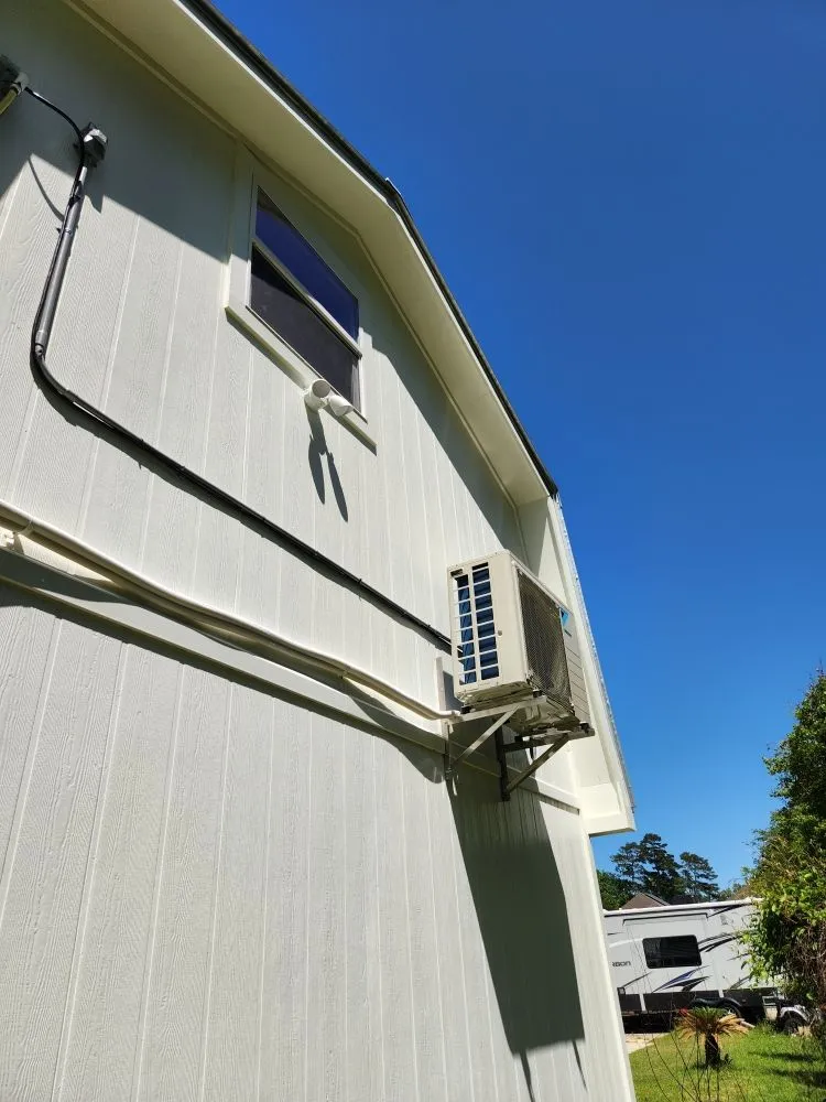 Slide of St Lucy Electric