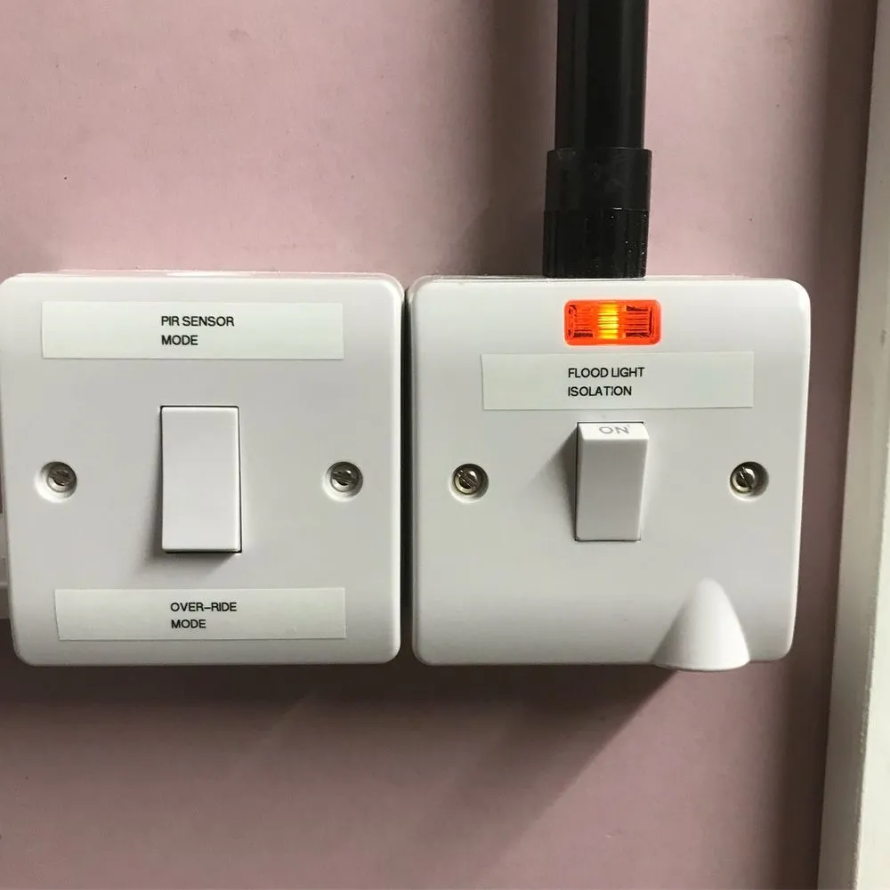 Slide of Stage 24 Hour Electrician