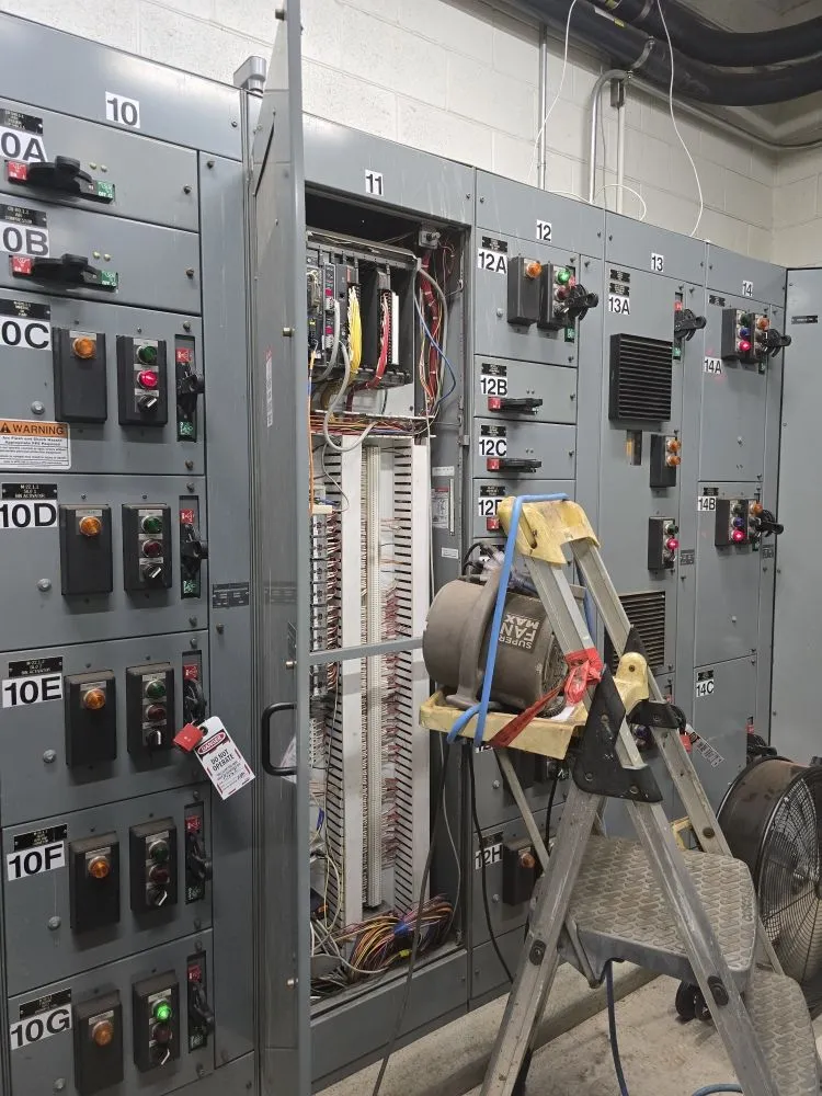 Slide of Stagg Electric