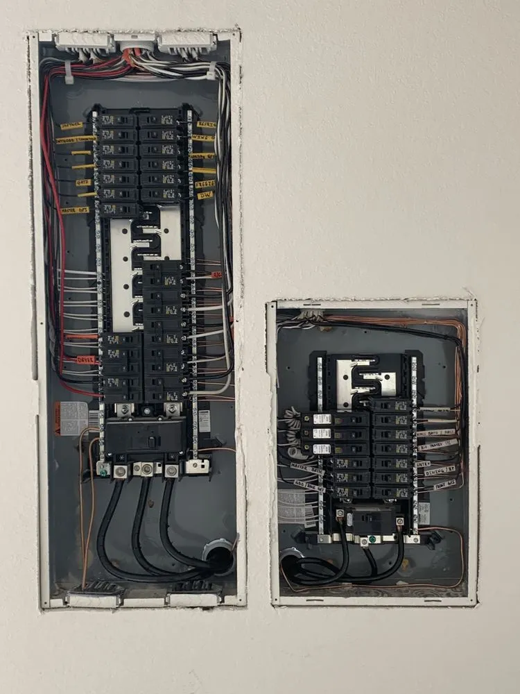 Affordable electrician providing outlet and switch repair in Brock, TX - Stallion Electrical & Mechanical