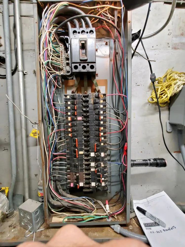 Slide of Stan The Electrician