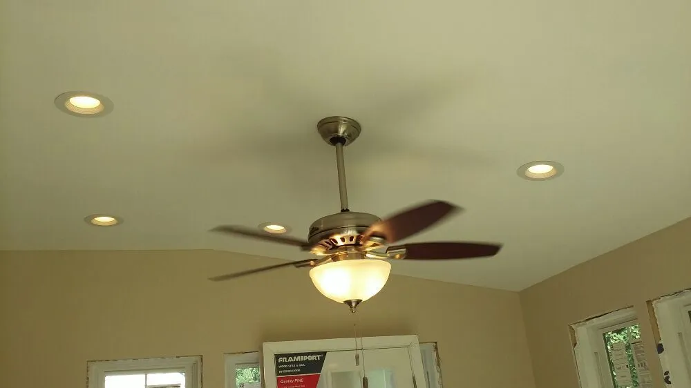 Slide of Stan's Electrical Services