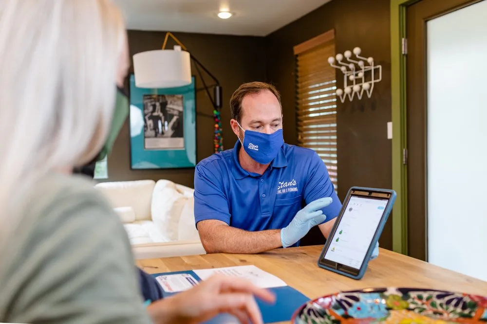 Licensed electrician providing emergency electrical service in Austin, TX - Stan's Heating, Air, Plumbing & Electrical