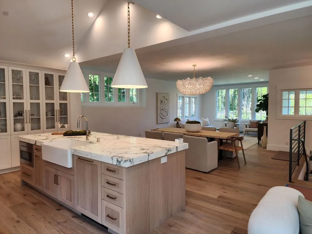 Slide of Star Lighting & Electrical