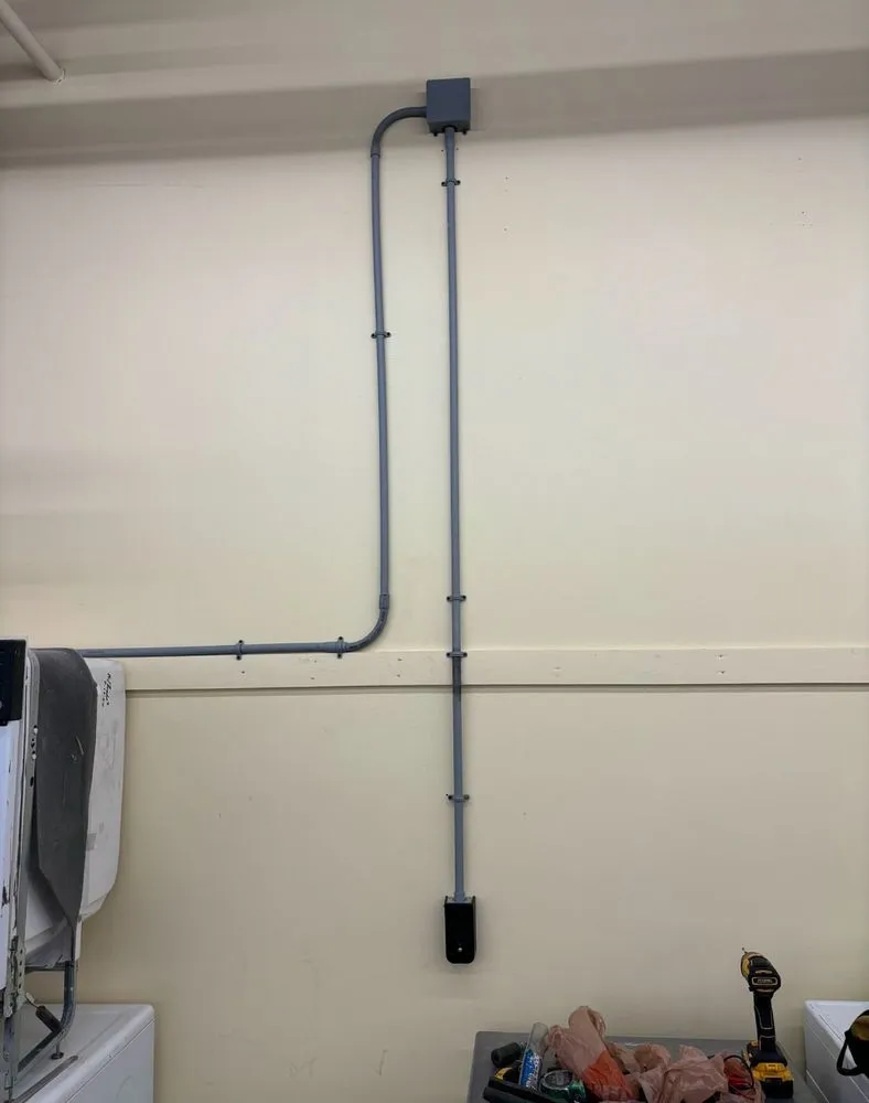 Slide of Starks Electric Group