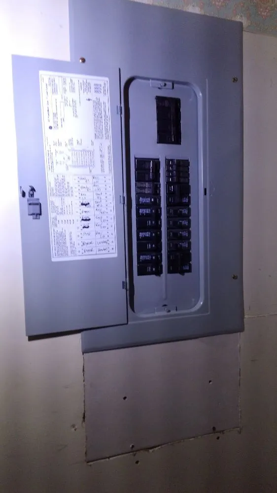 Slide of Starnes Electric