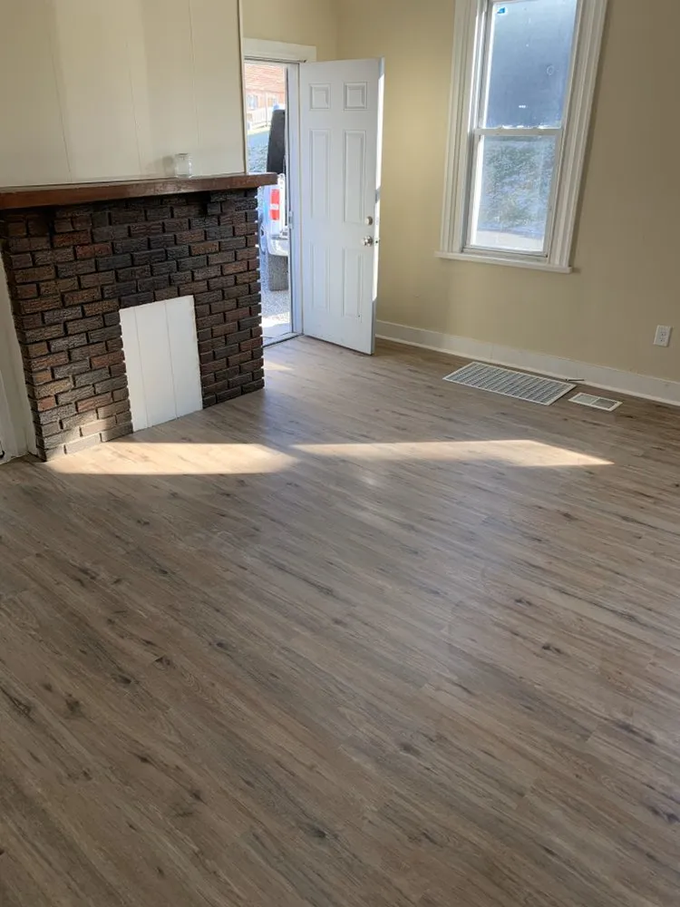 Slide of Starr Construction & Demo