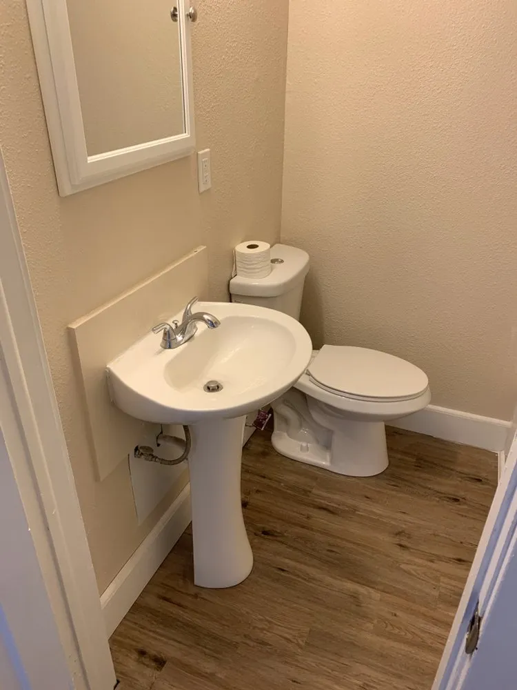 Slide of Starr Construction & Demo