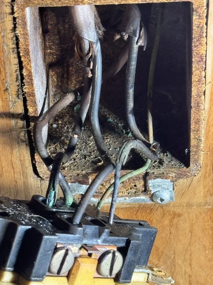Professional outlet and switch repair experts serving North Windham, CT - Starr Electric
