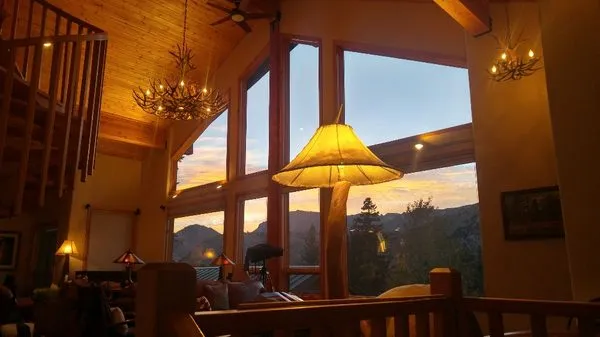 Static Electric Logo