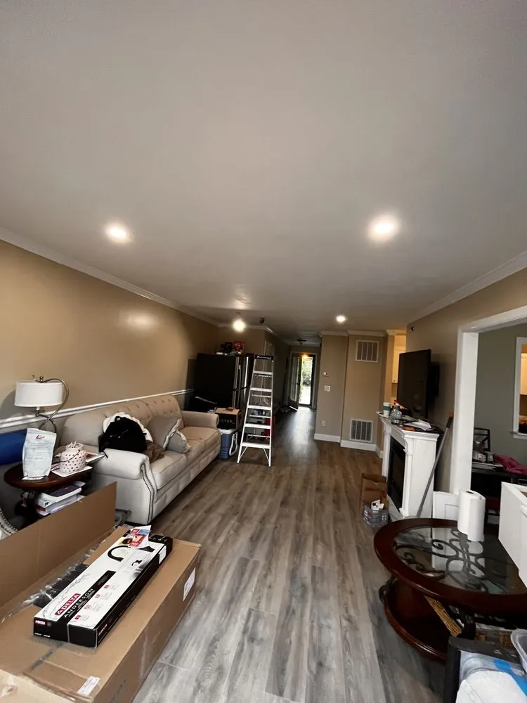 Expert emergency electrical service service in South Ozone Park, NY - Static Electricity Construction