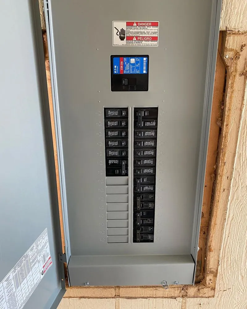 Slide of Status 24 Hour Electrician