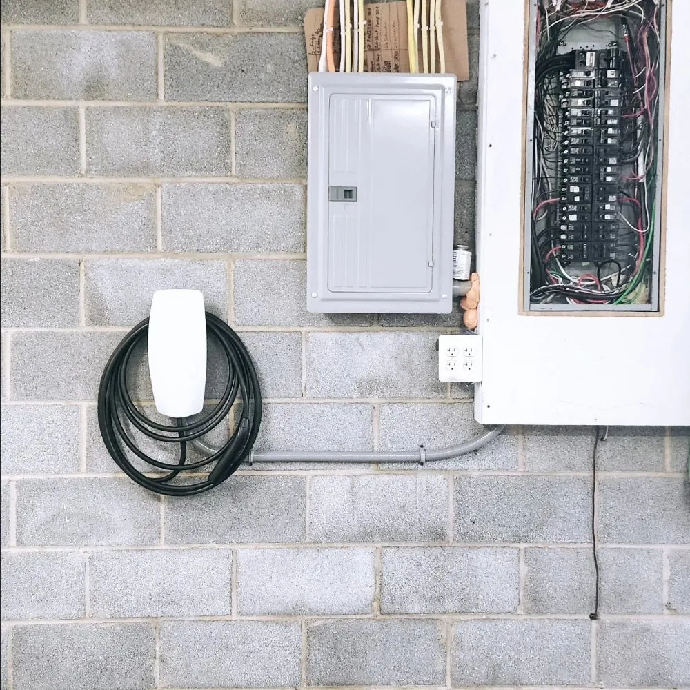 Slide of Steel Fox EV & Electric