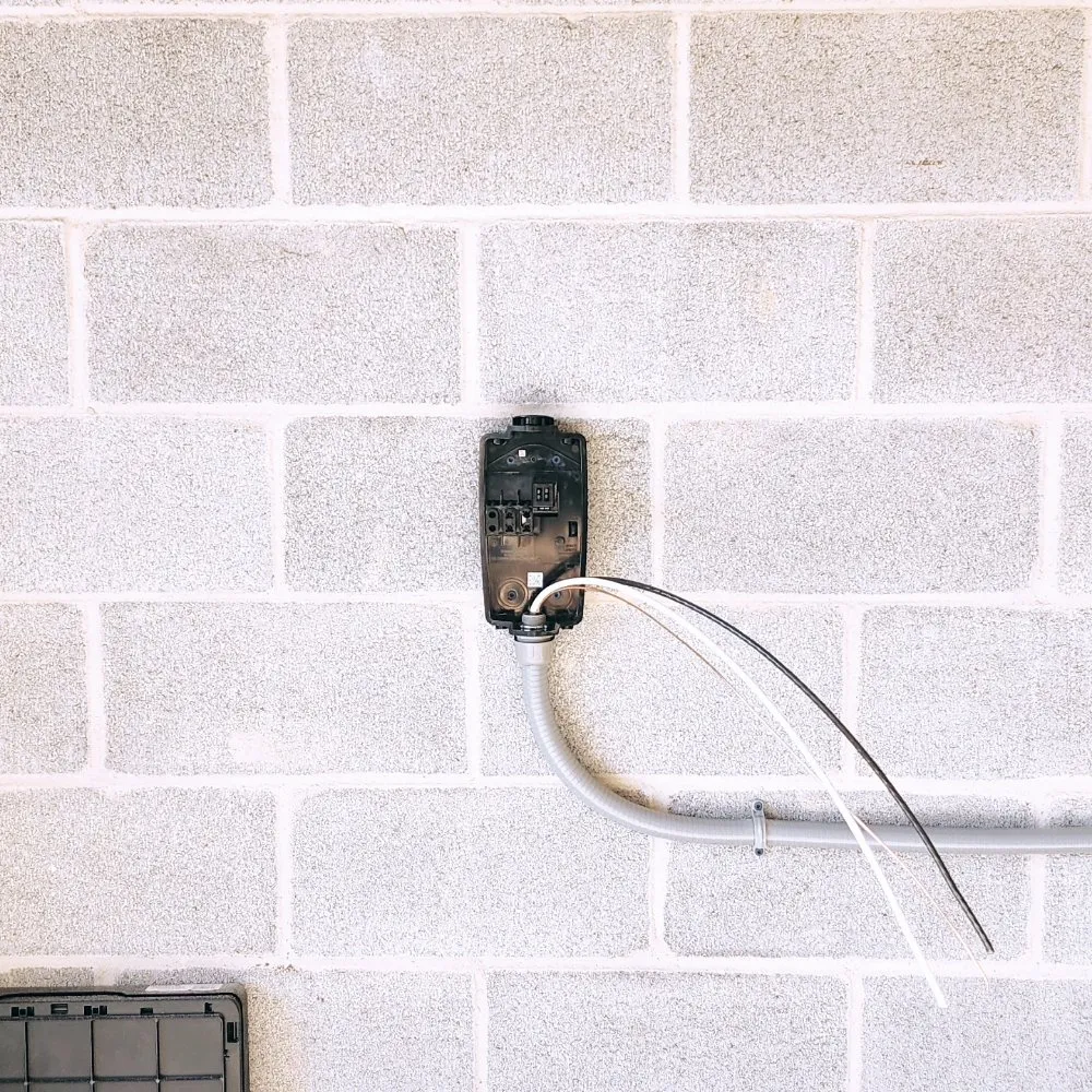 Slide of Steel Fox EV & Electric