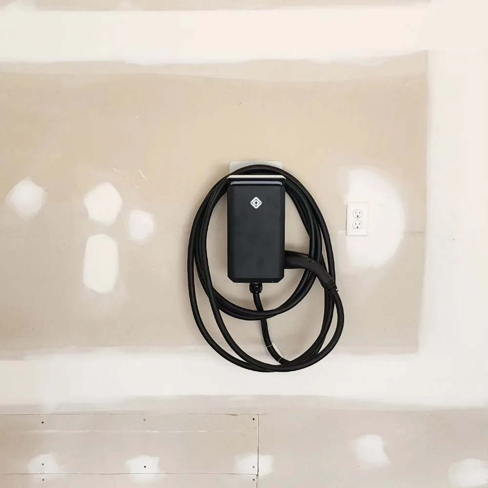 Slide of Steel Fox EV & Electric