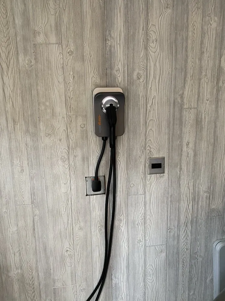 Slide of Stellar Electric